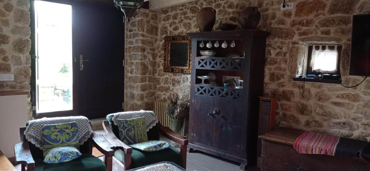 La Casina de Valles de San Román Esterno foto