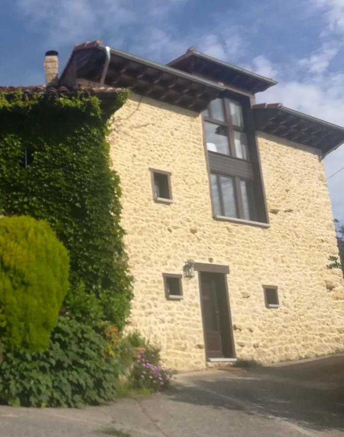 La Casina de Valles de San Román Esterno foto